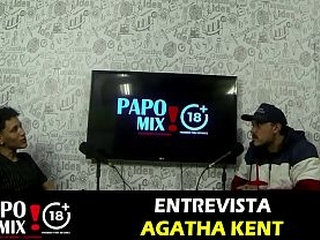ENTREVISTA EXCLUSIVA COM A ATRIZ  AGATHA KENT